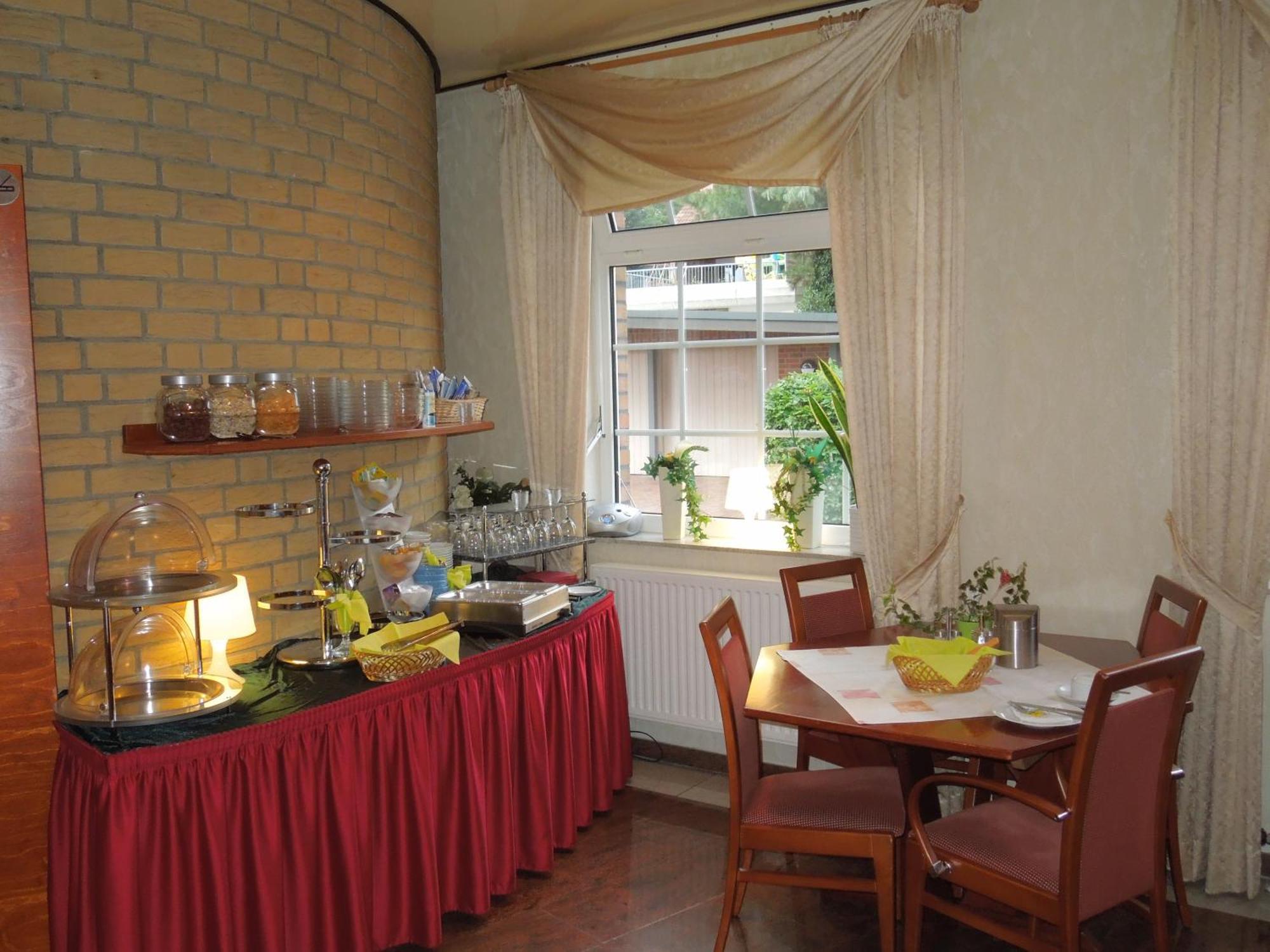 Haus Bergmann Hotel Harsewinkel Exterior photo